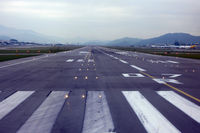  - Runway 07R - by Micha Lueck