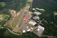 Turners Falls Airport photo, click to enlarge