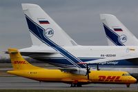  - Big and beautiful on apron 3..... - by Holger Zengler