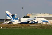  - Apron 2 (the blue one) in pretty sunlight... - by Holger Zengler
