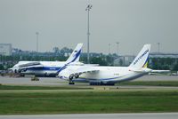  - Apron 3 is getting crowded.... - by Holger Zengler