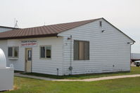 Mandan Municipal Airport photo, click to enlarge