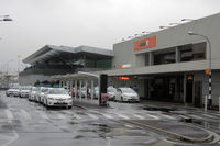  - Auckland domestic - by Micha Lueck