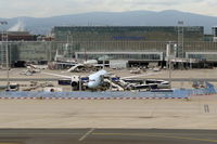  - Apron at Terminal 1.... - by Holger Zengler