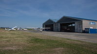 Gy?r Pér Airport photo, click to enlarge