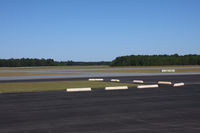  - view on the runways - by olivier Cortot