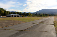 De Vere Field Airport photo, click to enlarge