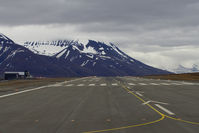 Svalbard Airport, Longyear photo, click to enlarge