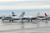  - Crowded apron 1 east on a rainy afternoon... - by Holger Zengler