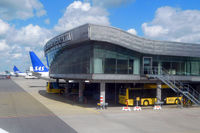  - Welcome to Gothenburg Landvetter Airport - by Micha Lueck