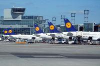 Frankfurt International Airport photo, click to enlarge
