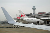  - Welcome to Tokyo International (Haneda) - by Micha Lueck
