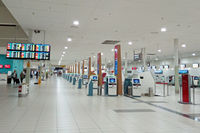  - Empty airport at 9:30pm - by Micha Lueck