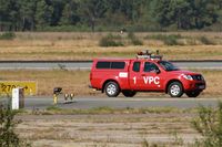  - Runway control (bird strike hazard), Bordeaux-Mérignac airport (LFBD-BOD) - by Yves-Q