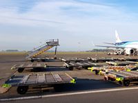  - Stairway to Heaven,loading equipment, OO-JVA, picture taken by An Van der Elst with permission - by Joeri Van der Elst