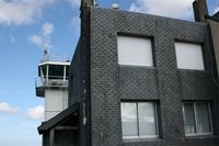 Morlaix Ploujean Airport photo, click to enlarge