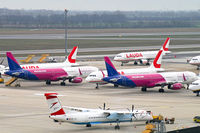  - stored planes due to corona crisis - by Thomas Ramgraber