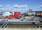  - Berlin-Tegel looking inside the hexagonal terminal from the viewing platform - by Ingo Warnecke