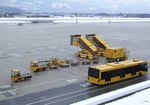  - apron at Salzburg W.A.Mozart airport - by Ingo Warnecke