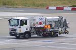  - hydrant refuelling truck at Paris/Orly airport #v - by Ingo Warnecke