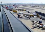  - apron in front of terminal 3 at Wien airport - by Ingo Warnecke