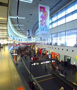  - inside terminal 3 at Wien airport - by Ingo Warnecke