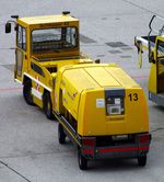  - light tow vehicle and generator trailer at Salzburg airport #v - by Ingo Warnecke