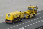  - light tow vehicle and generator trailer at Salzburg airport #v - by Ingo Warnecke
