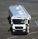  - airport fuel truck at Köln/Bonn airport #v - by Ingo Warnecke