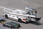 - baggage loading vehicle at BER airport #v - by iwarnecke
