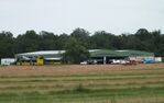  @ EDOI - northern hangars at Bienenfarm airfield - by Ingo Warnecke