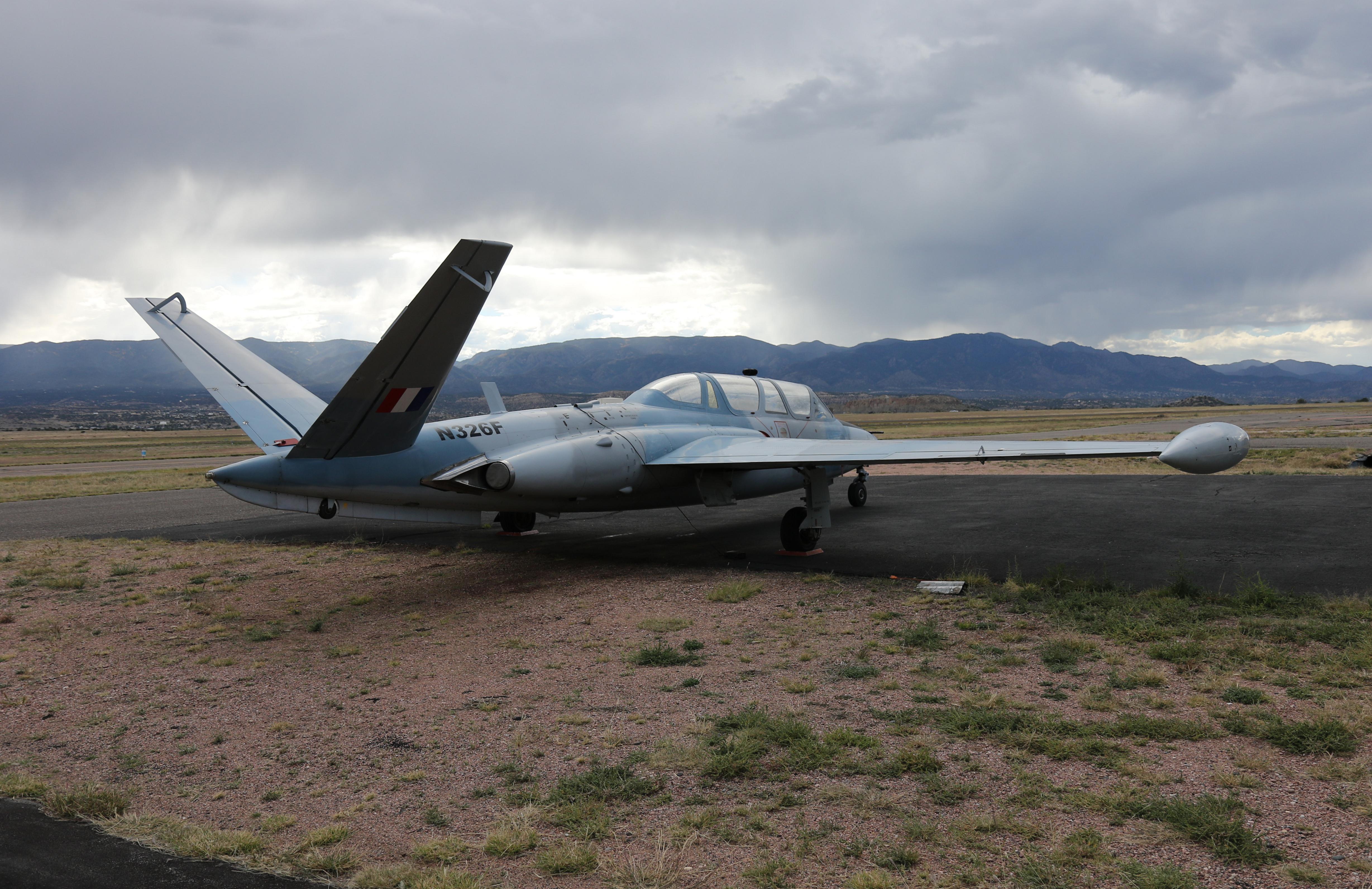  @ Fremont County Airport - one of the residents - by olivier Cortot
