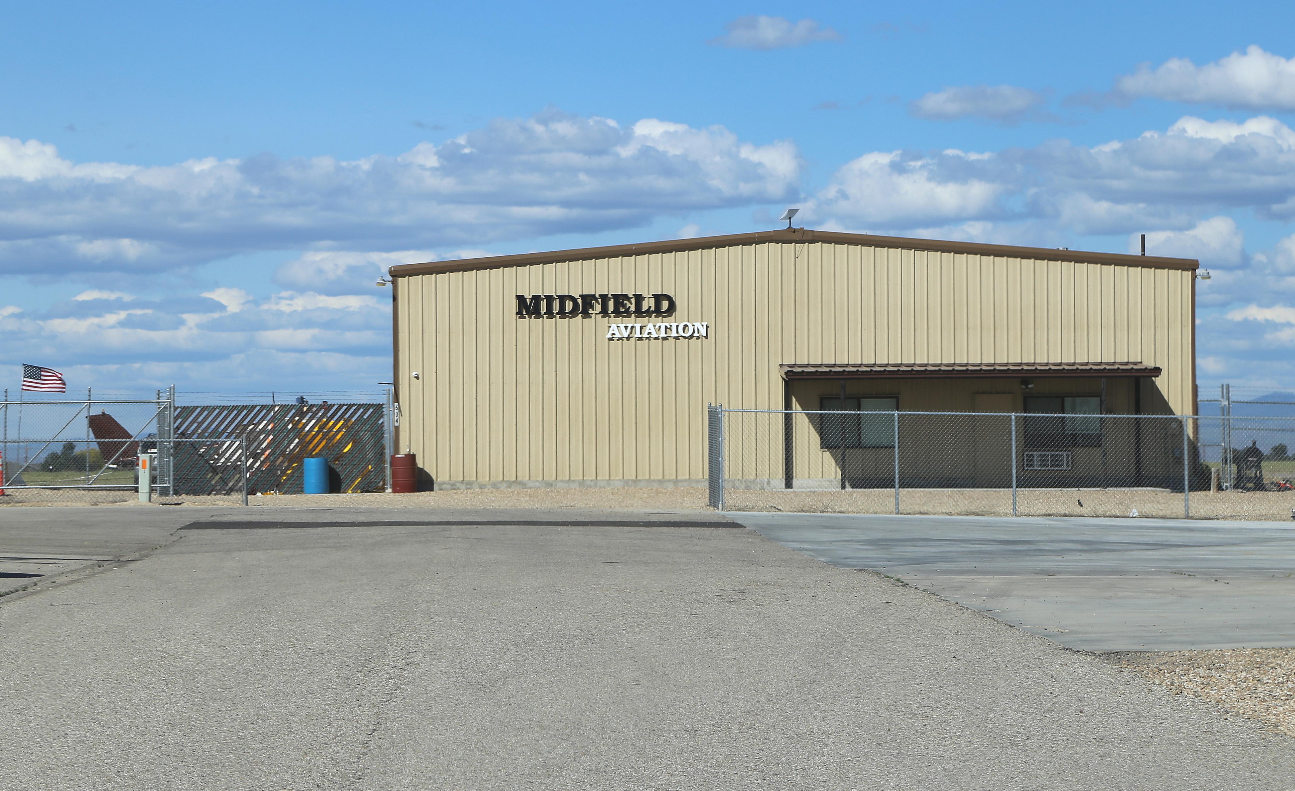  - Mildler aviation building - by Olivier Cortot