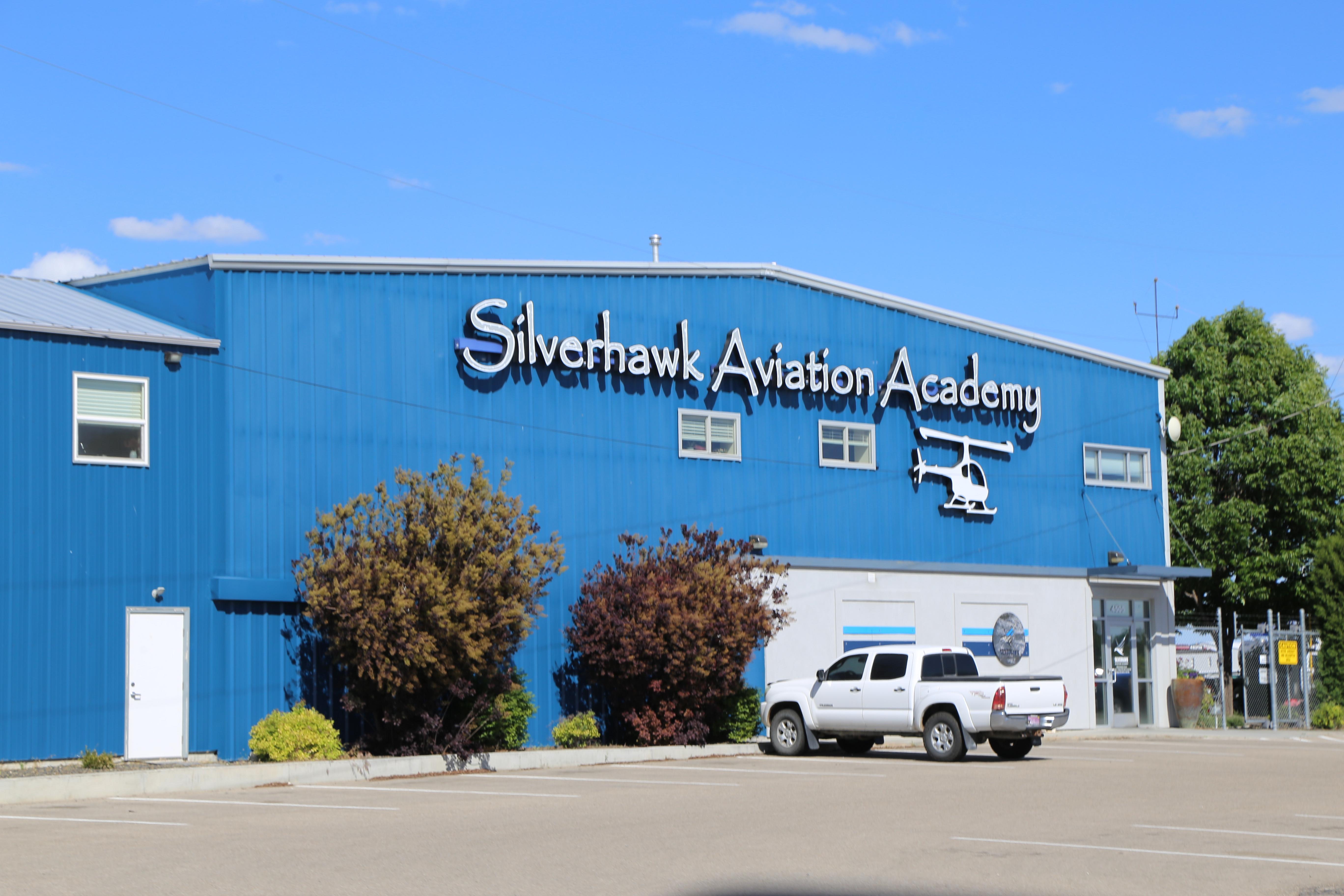  - Silverhawk aviation building - by Olivier Cortot