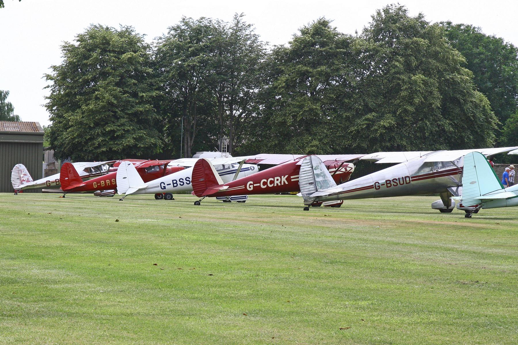 Oaksey Park Airport photo, click to enlarge