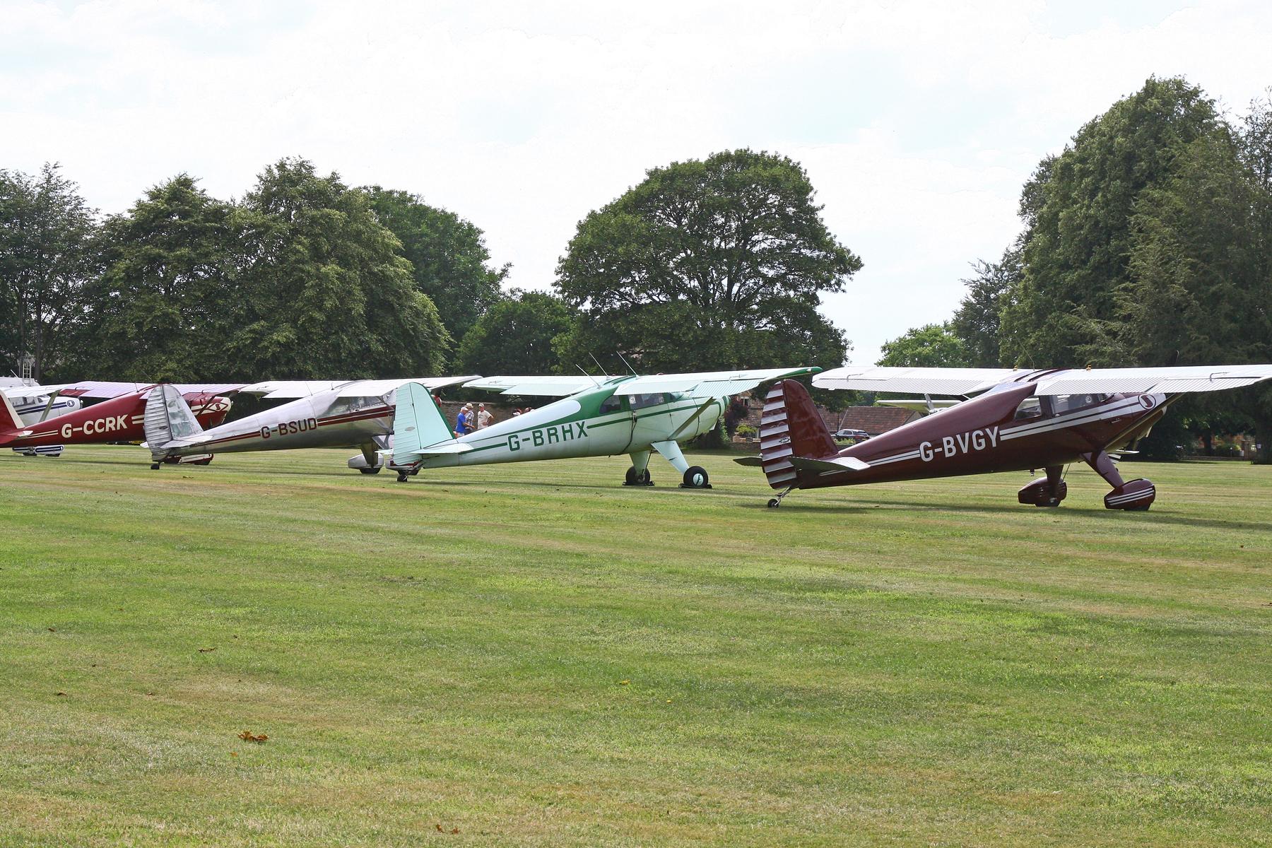 Oaksey Park Airport photo, click to enlarge