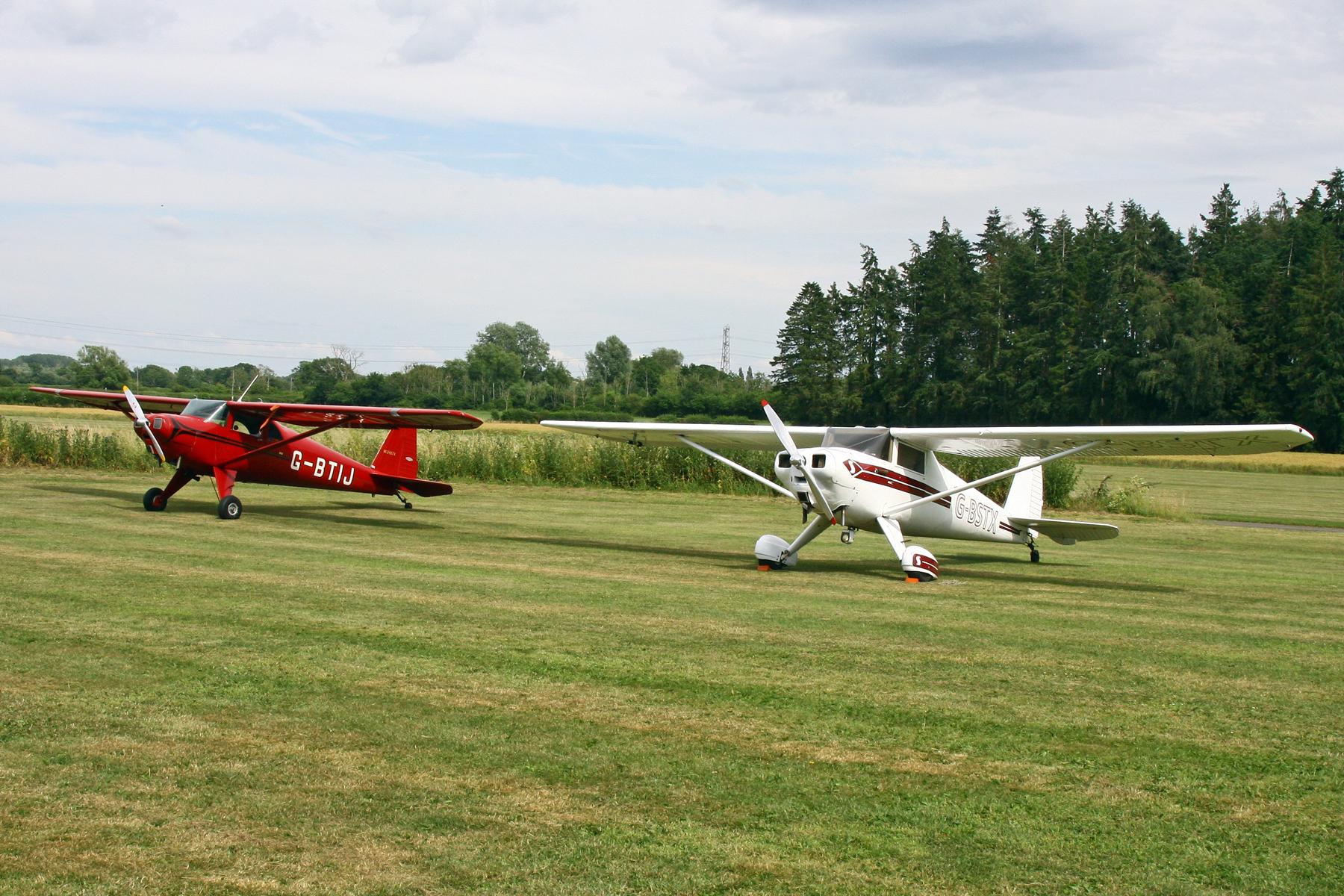 Oaksey Park Airport photo, click to enlarge