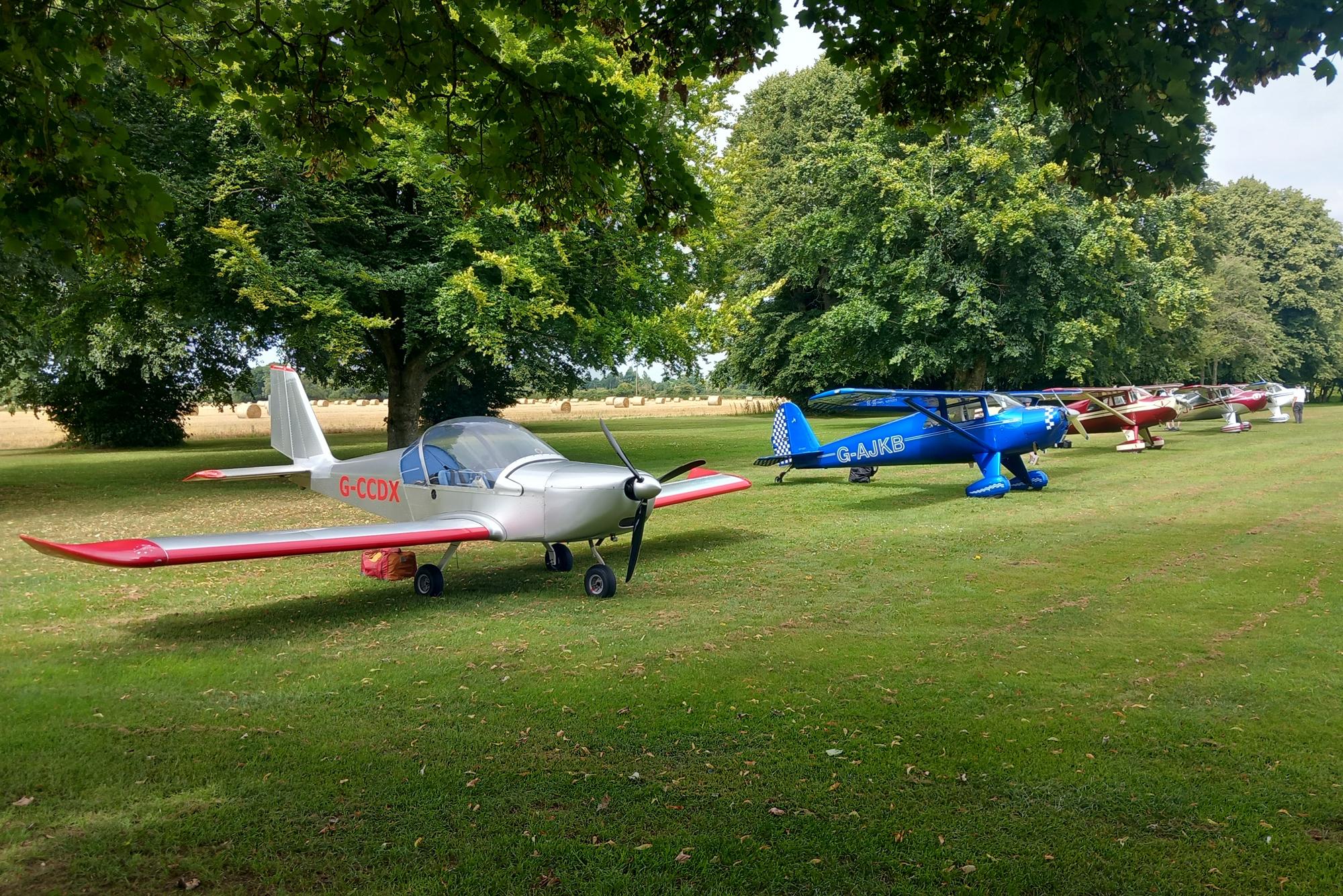 Oaksey Park Airport photo, click to enlarge