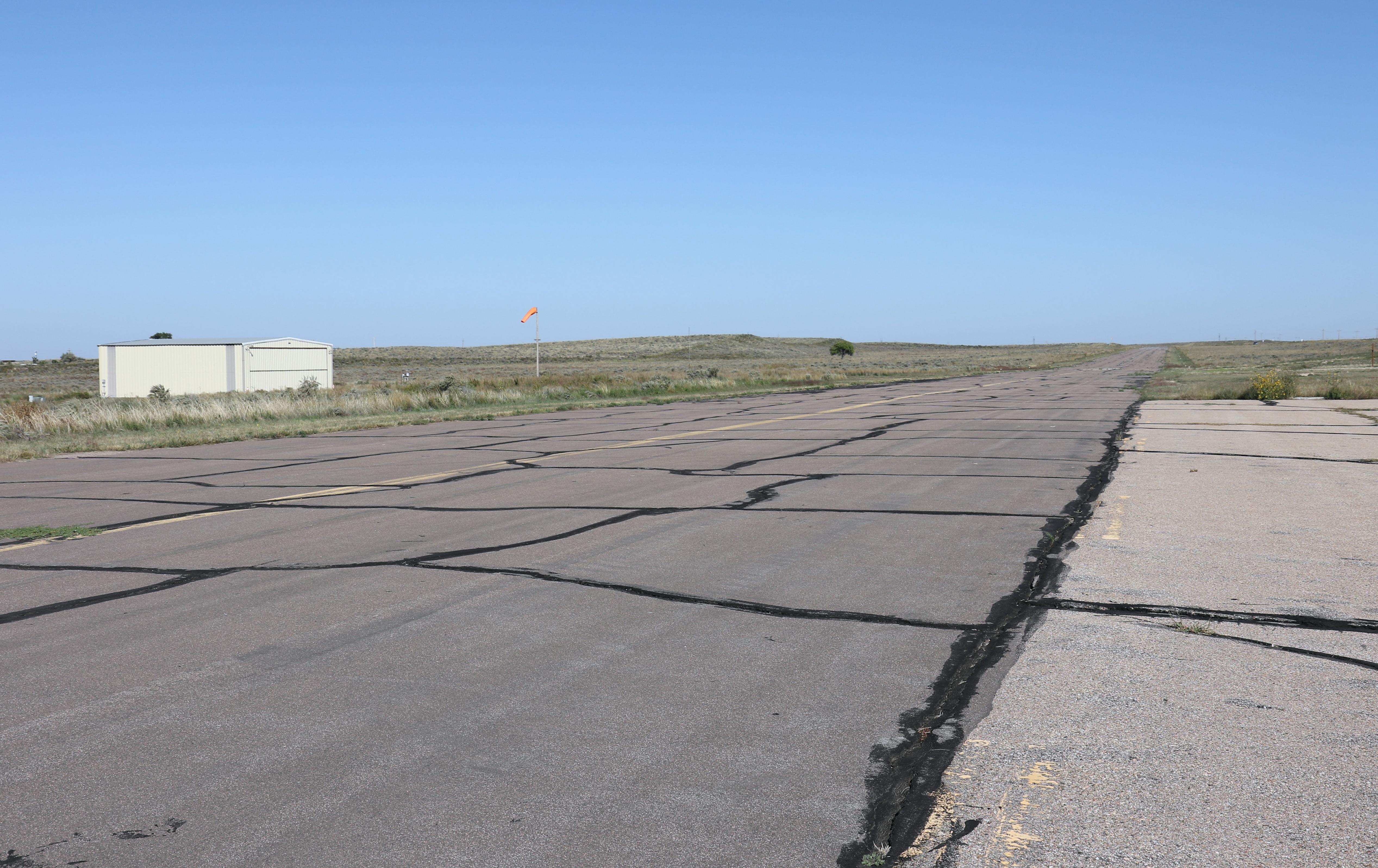  @ Brush Municipal Airport - old airport - by olivier Cortot