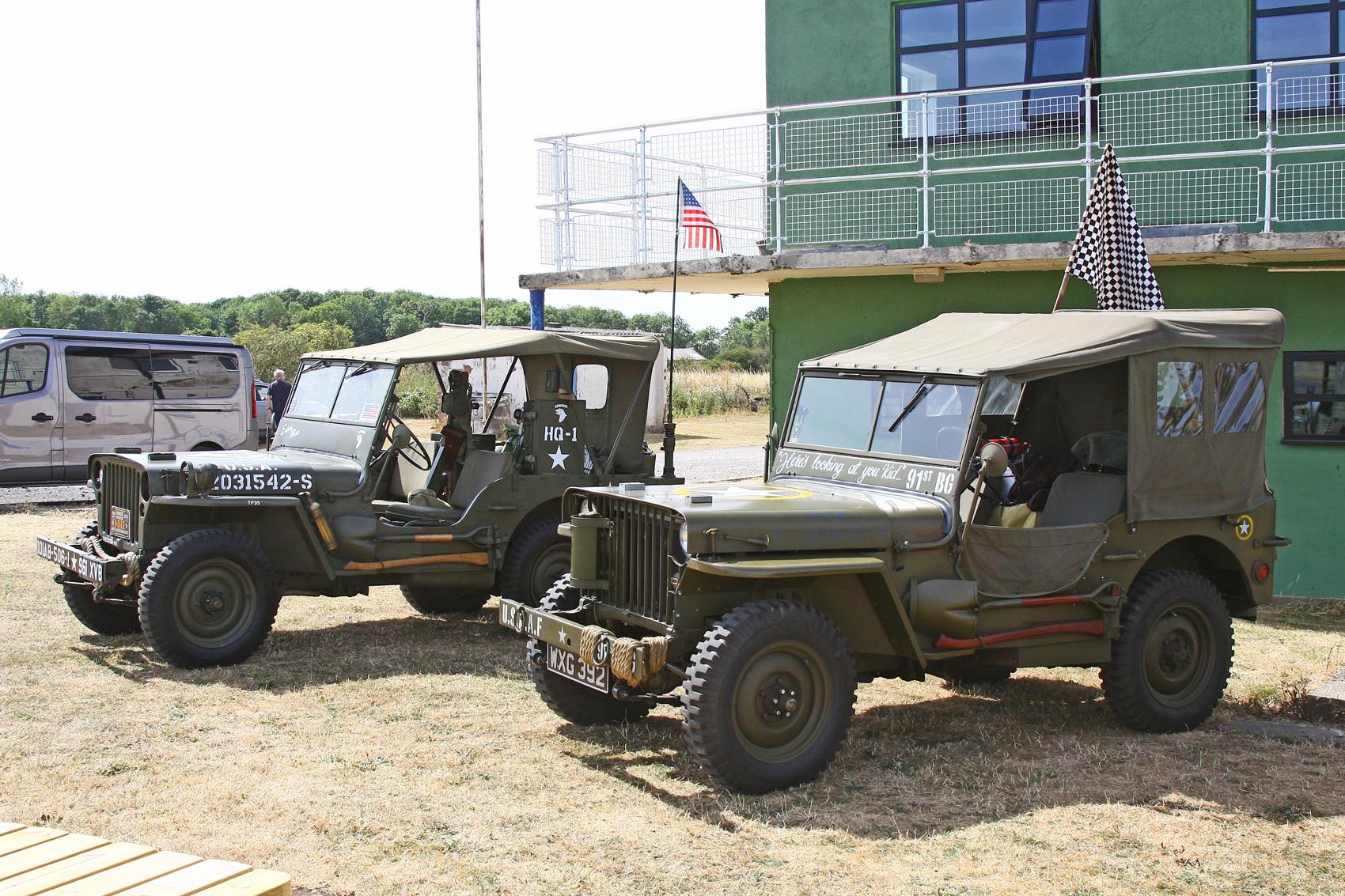 Sturgate Airfield Airport photo, click to enlarge