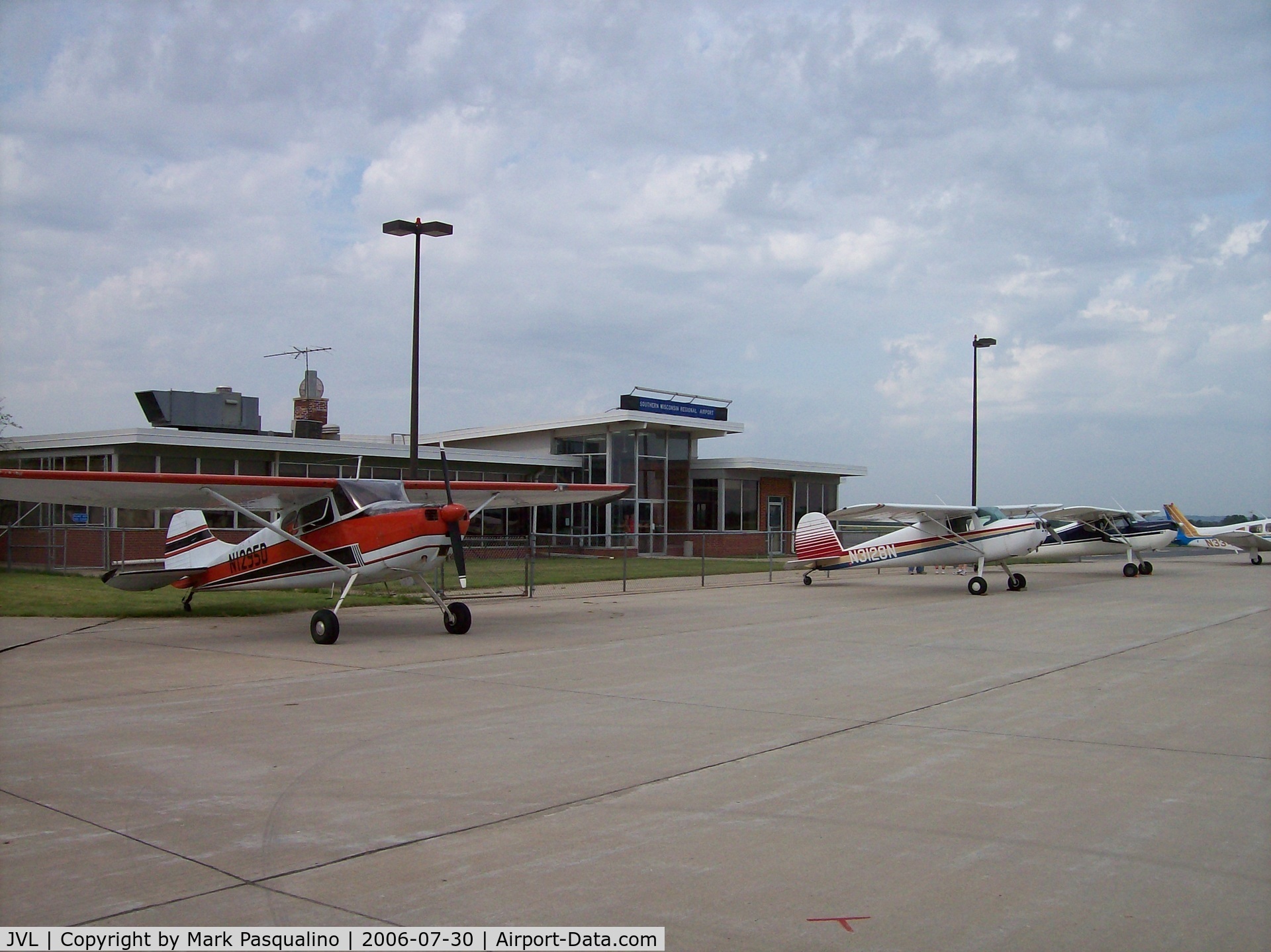 Southern Wisconsin Regional Airport (JVL) - Main Terminal