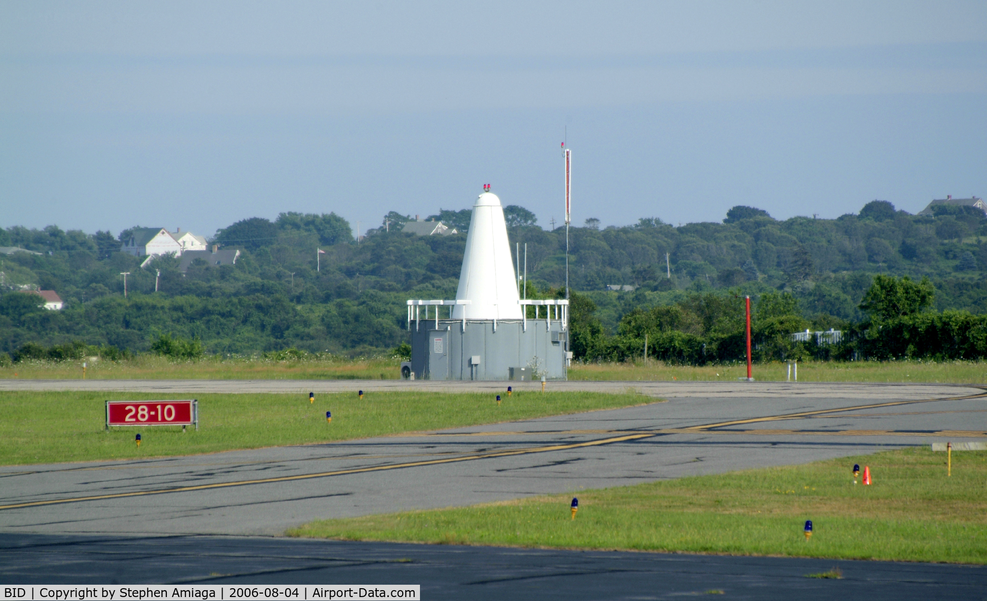 Block Island State Airport (BID) Photo