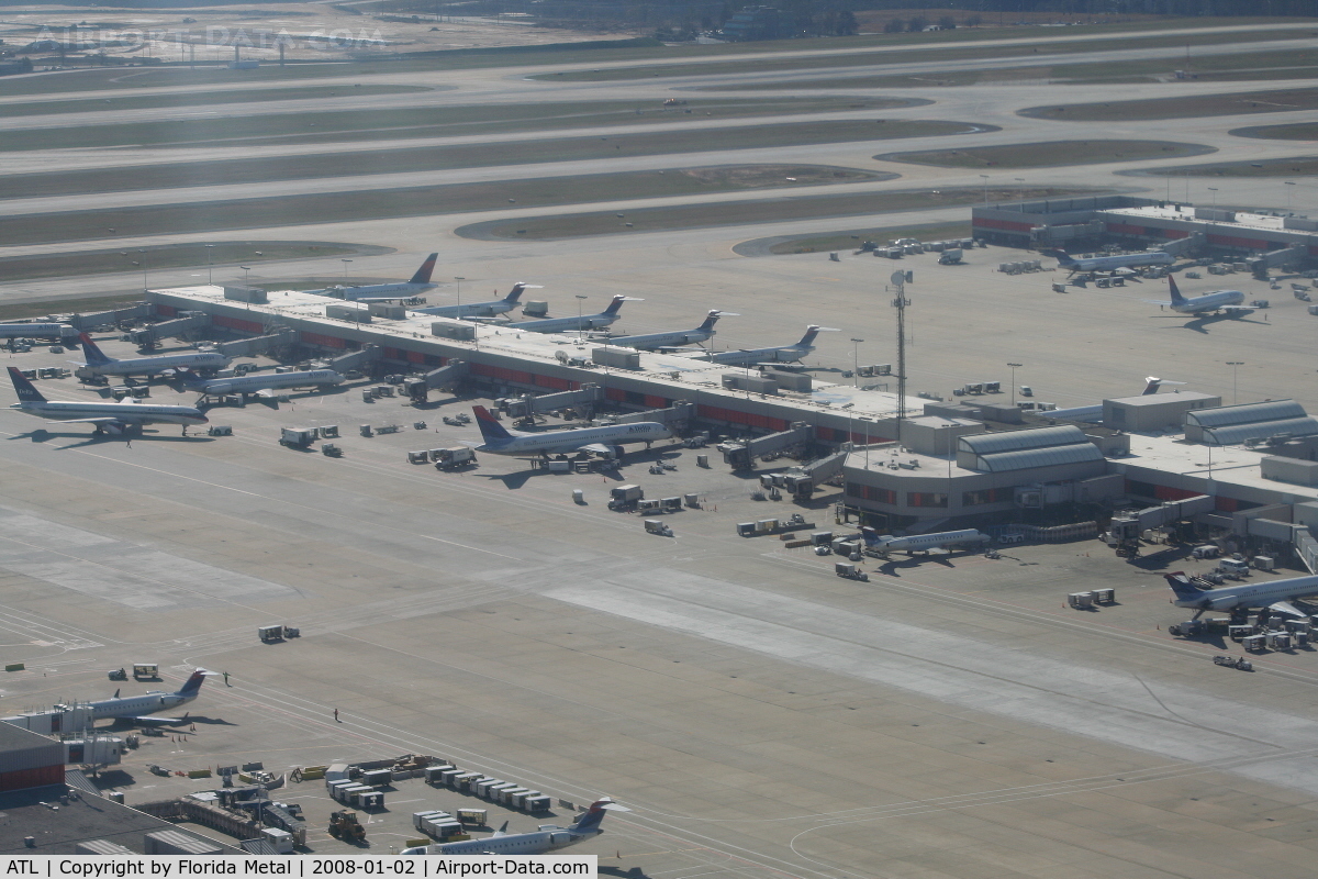 Hartsfield - Jackson Atlanta International Airport (ATL) - Terminal B at ATL