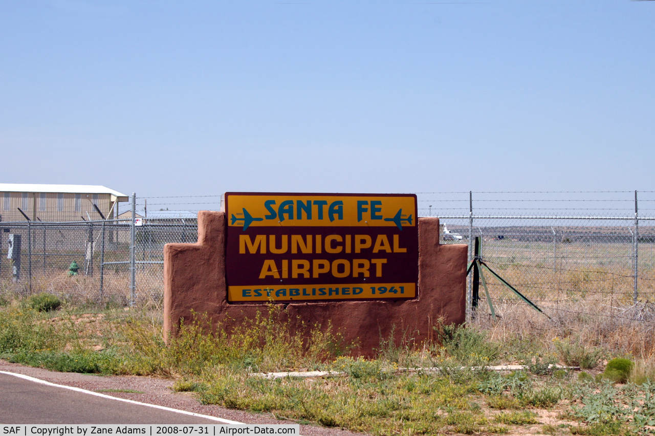 Santa Fe Municipal Airport (SAF) - Santa Fe Municipal Airport