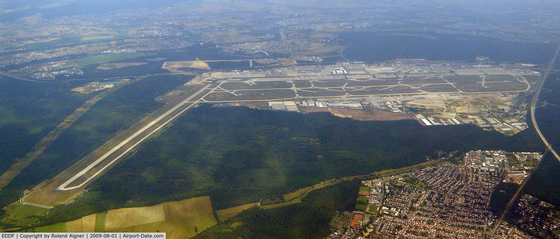 Frankfurt International Airport, Frankfurt am Main Germany (EDDF) Photo