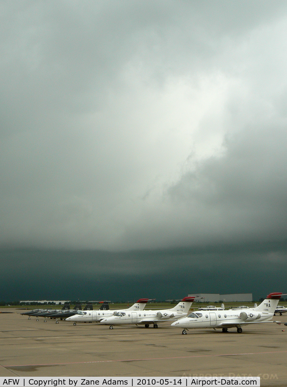 Fort Worth Alliance Airport (AFW) - Alliance Airport - Fort Worth, TX 

Spring thunderstorm approaching...