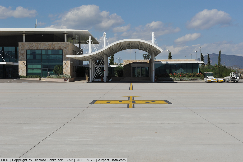 Olbia Airport, Costa Smeralda Airport Italy (LIEO) Photo