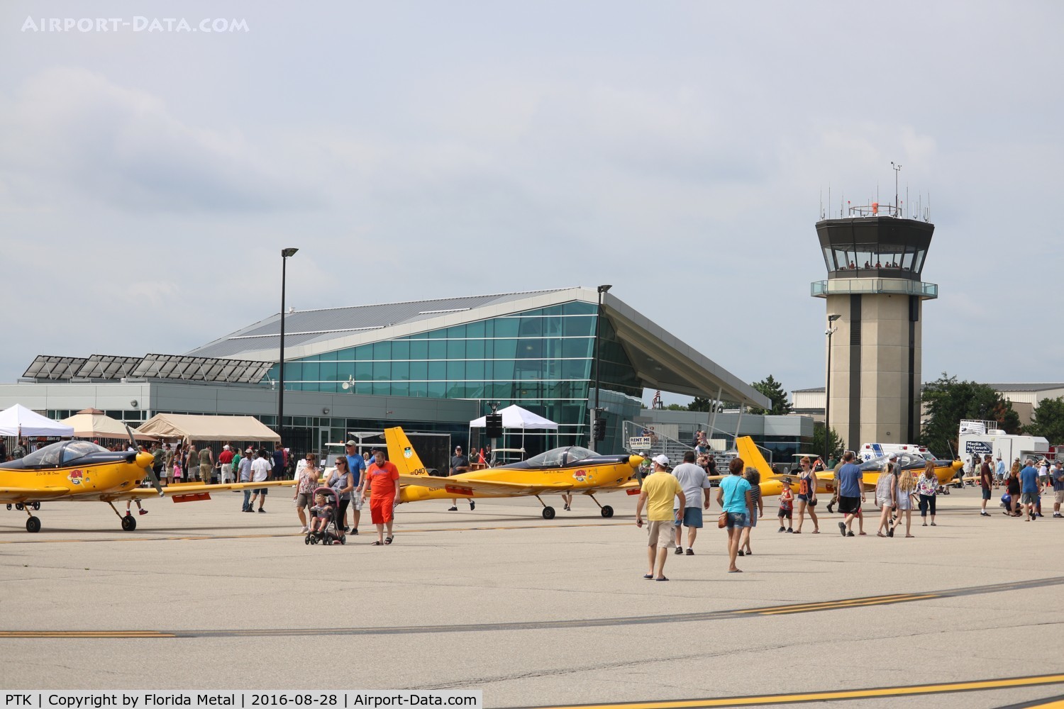Oakland County International Airport (PTK) - New terminal