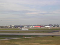 Hartsfield - Jackson Atlanta International Airport (ATL) - Concourse B from hill - by Florida Metal