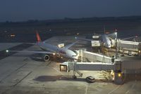 Vienna International Airport, Vienna Austria (VIE) - Lauda Air Boeing 777-200 OE-LPC - by Yakfreak - VAP